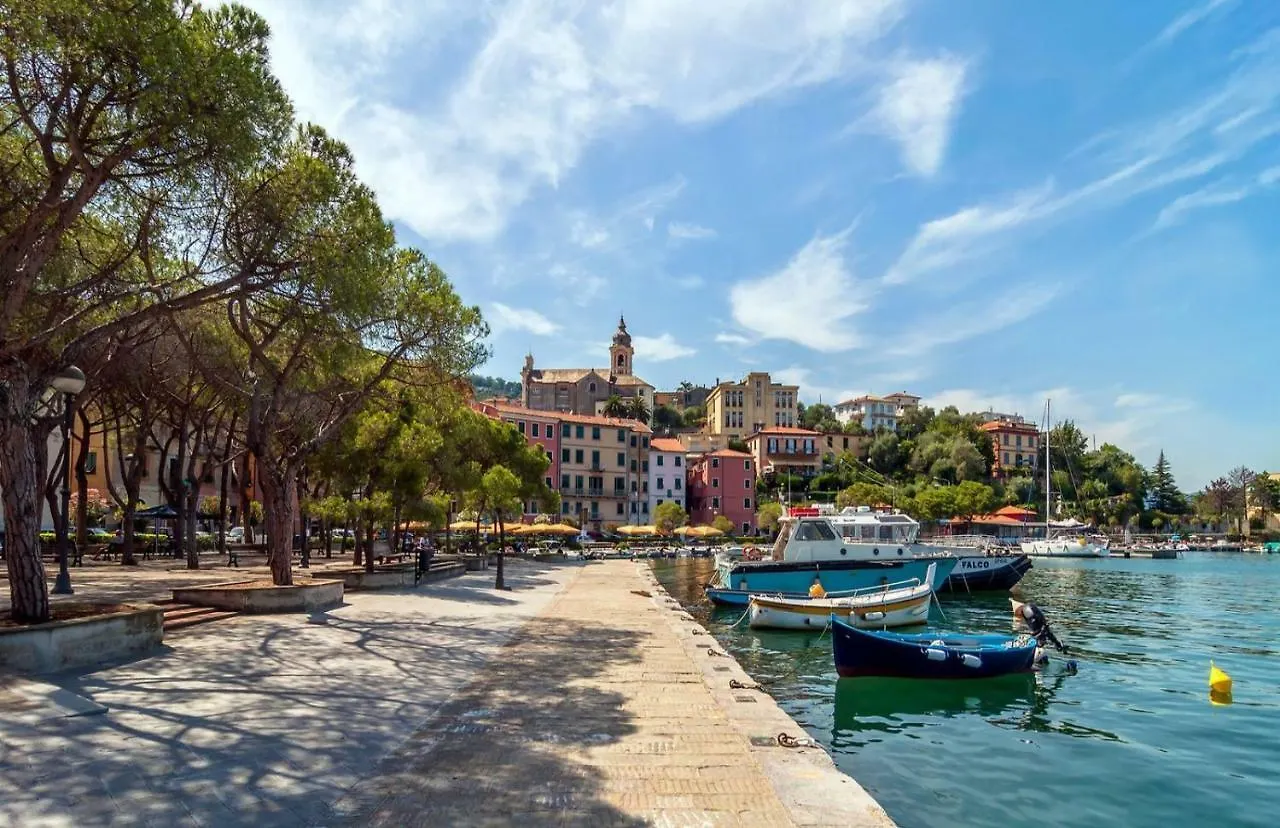 Appartamento L'Onda - 1 Via Provinciale Fezzano  0*, Fezzano (Liguria) Italy
